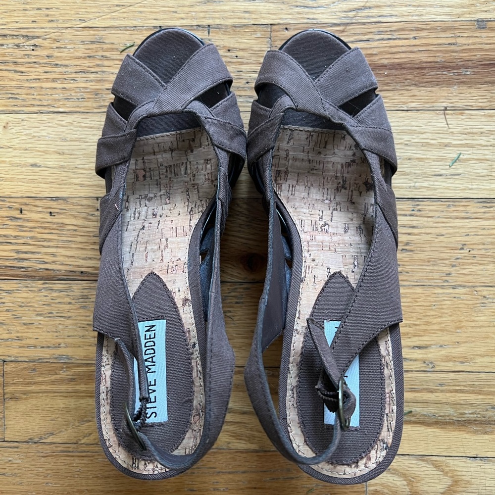 Steve Madden wedges, like new!